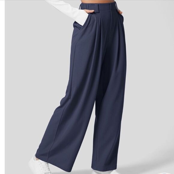 Halara High Waisted Plicated Side Pockets Wide Leg Waffle Pant Large NEW - Picture 1 of 10